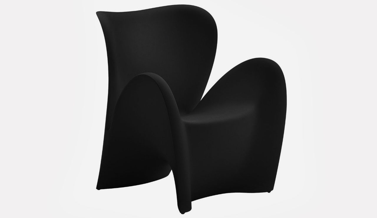 Черное кресло «Lily»