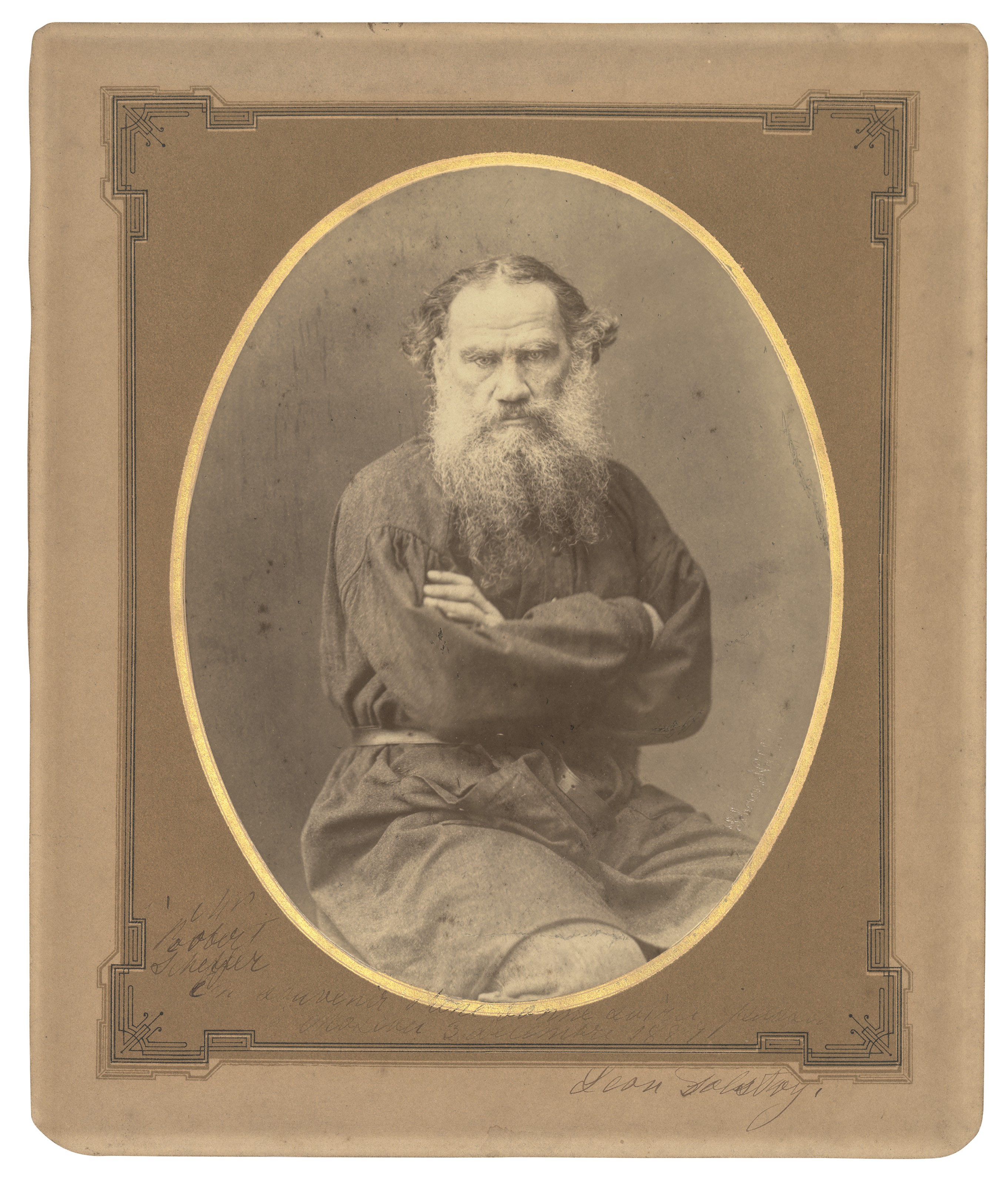 Фотография Льва Толстого, 1889 / Эстимейт £3,000-5,000 / Фото Christieʹs